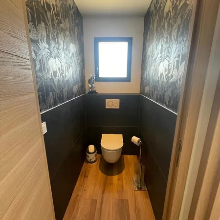 Villa Du Soleil Spaziosa Con Piscina Privata Vicino Alle Spiagge