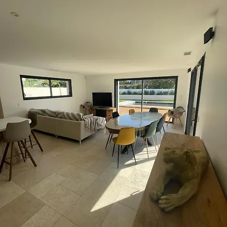 Du Soleil Spaziosa Con Piscina Privata Vicino Alle Spiagge Le Grau-dʼAgde