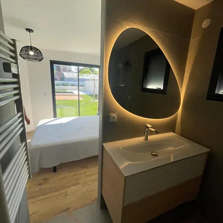 Du Soleil Spaziosa Con Piscina Privata Vicino Alle Spiagge