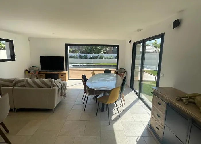 Du Soleil Spaziosa Con Piscina Privata Vicino Alle Spiagge Villa